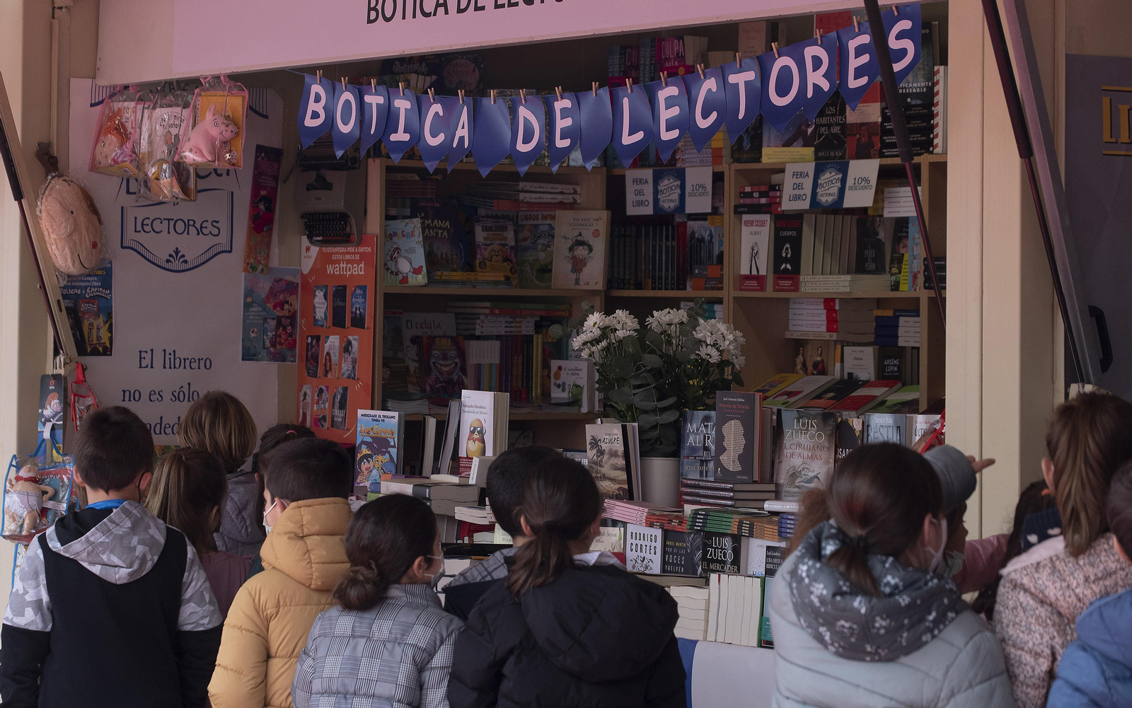 La Feria del Libro de Tomares, en imágenes
