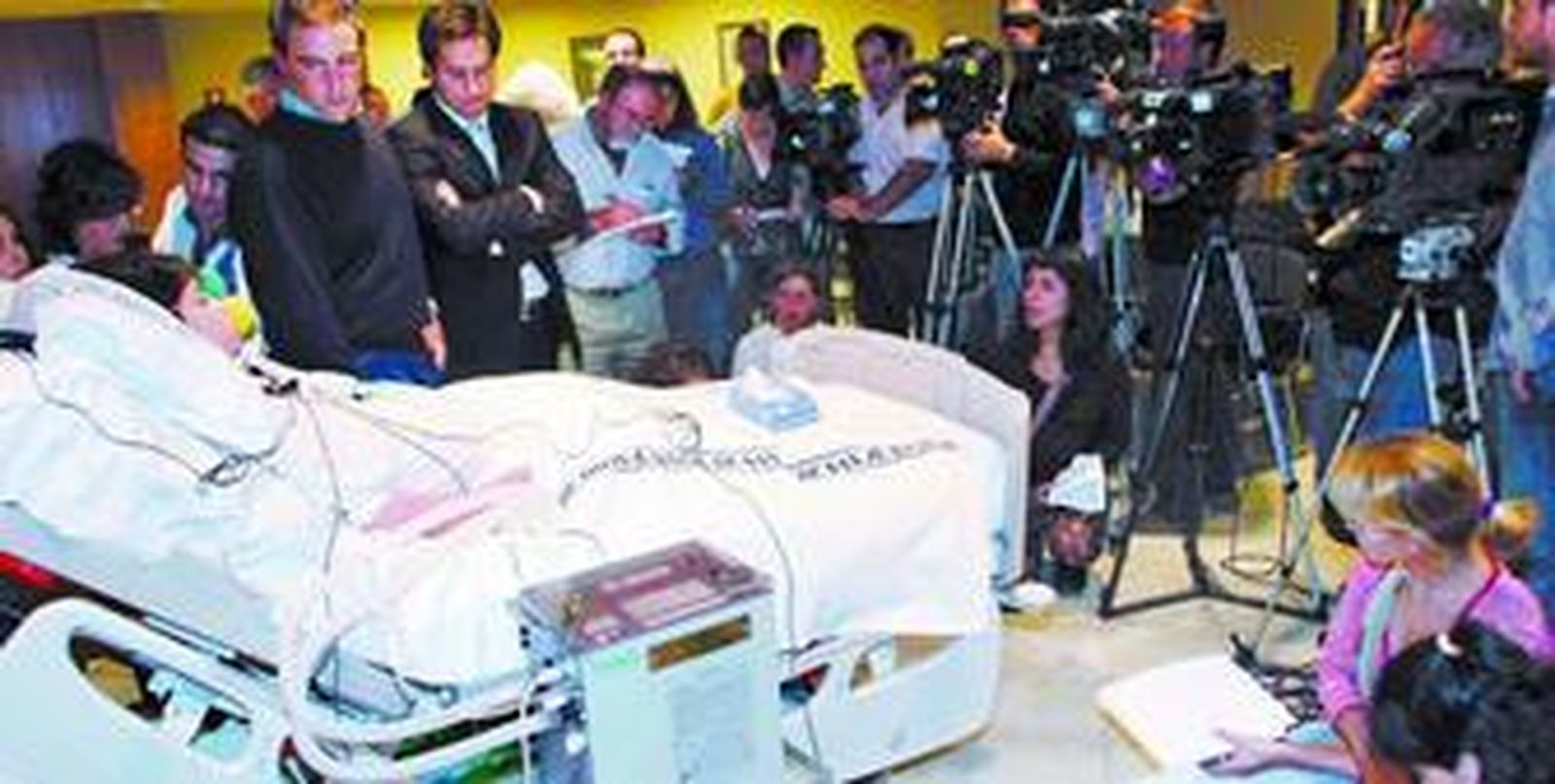 La paciente Inmaculada Echeverría durante la rueda de prensa en la que pidió su muerte digna.