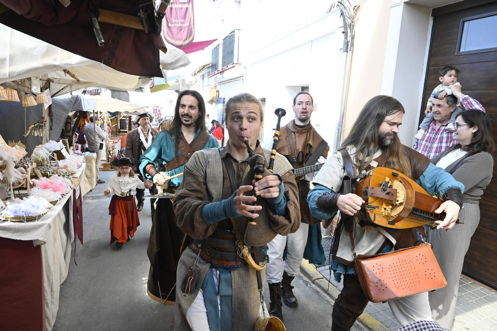 Las mejores imágenes de la Feria Medieval del Descubrimiento en Palos de la Frontera 2025