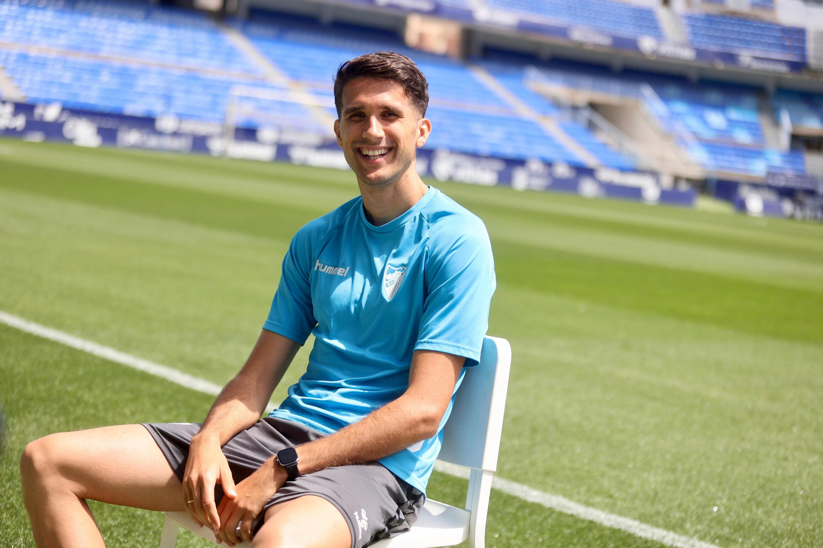 Las fotos de la entrevista a Juanpe, jugador del Málaga CF