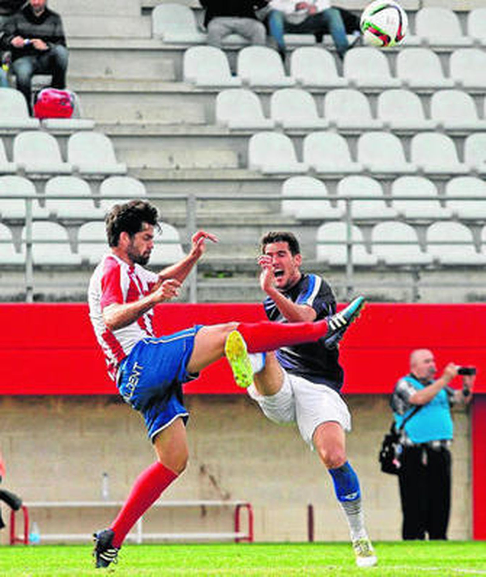 El Algeciras también se solidariza con el Recre (0-1)