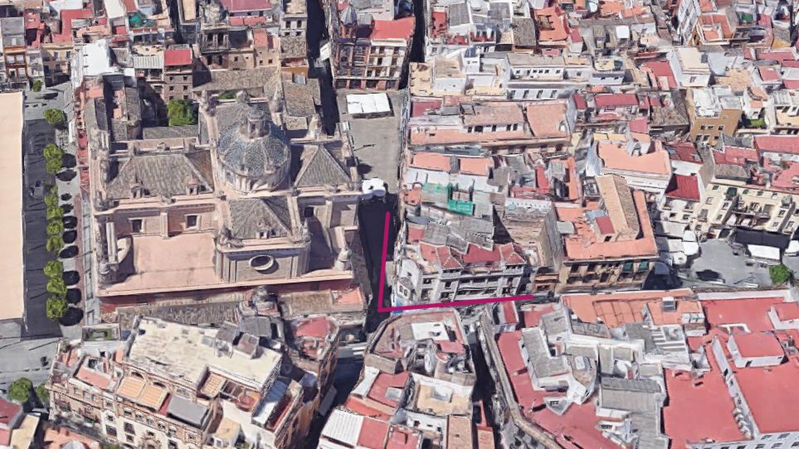 Situación del edificio entre la Plaza de Jesús de la Pasión y la Cuesta del Rosario