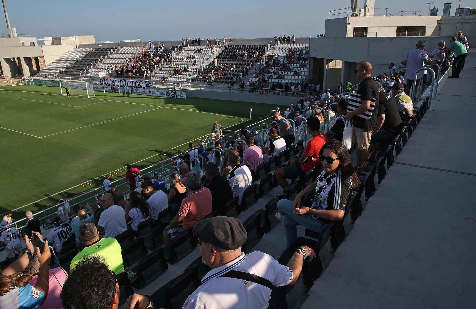 Las mejores fotos del Balona - Betis Deportivo en el nuevo estadio Ciudad de La Línea