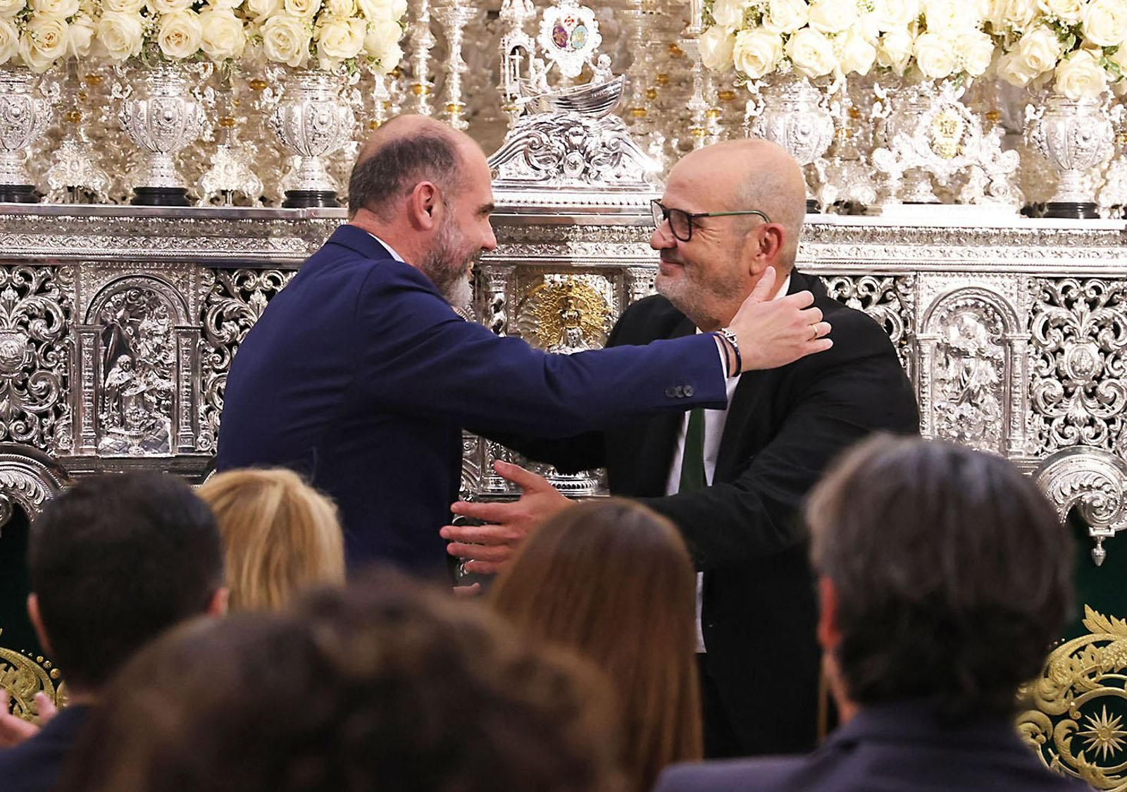 Imágenes del ambiente en la Exaltación a la Saeta de Huelva