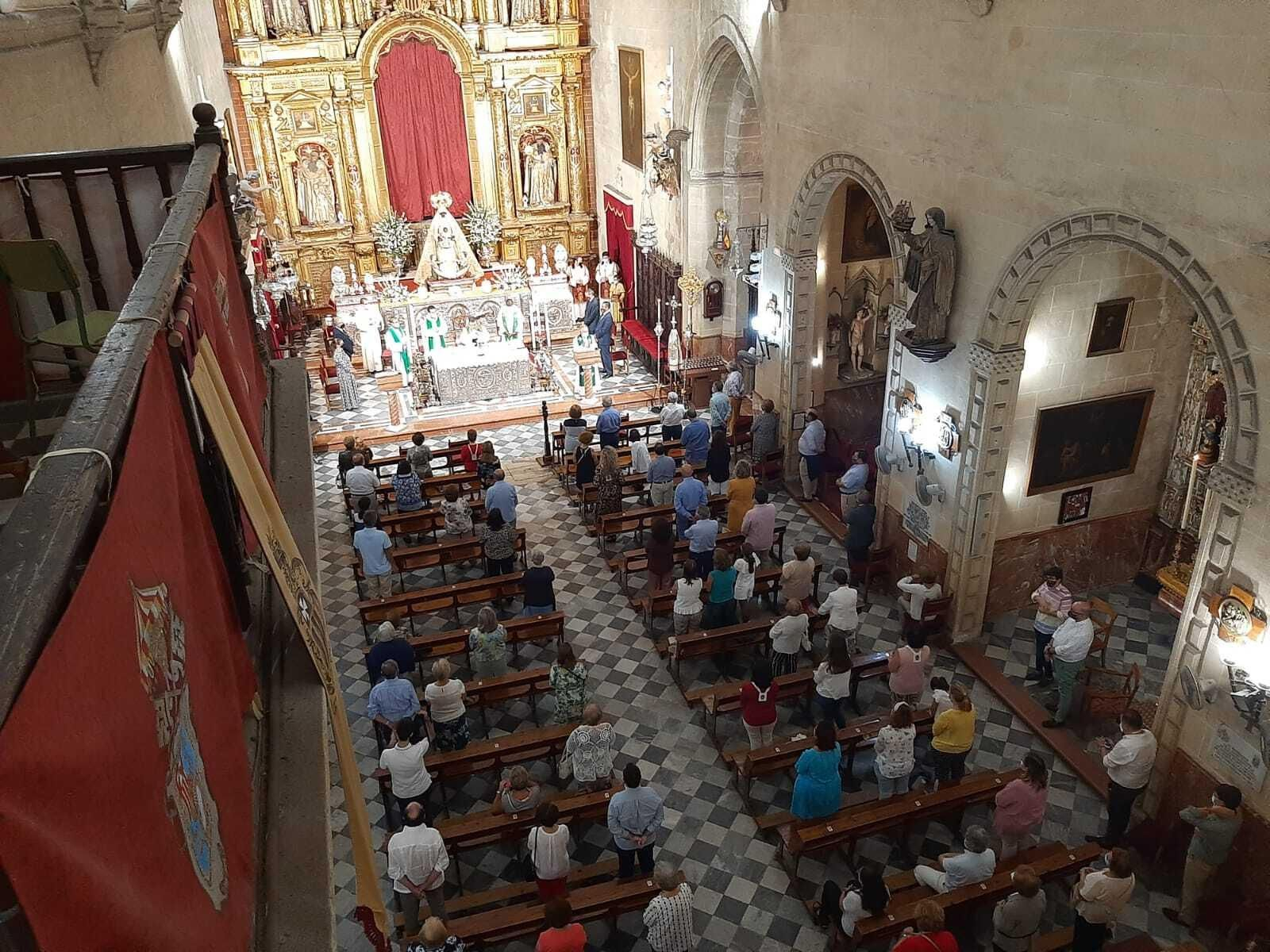 Vista cenital de la basílica en la novena. Vista cenital de la basílica en la novena.