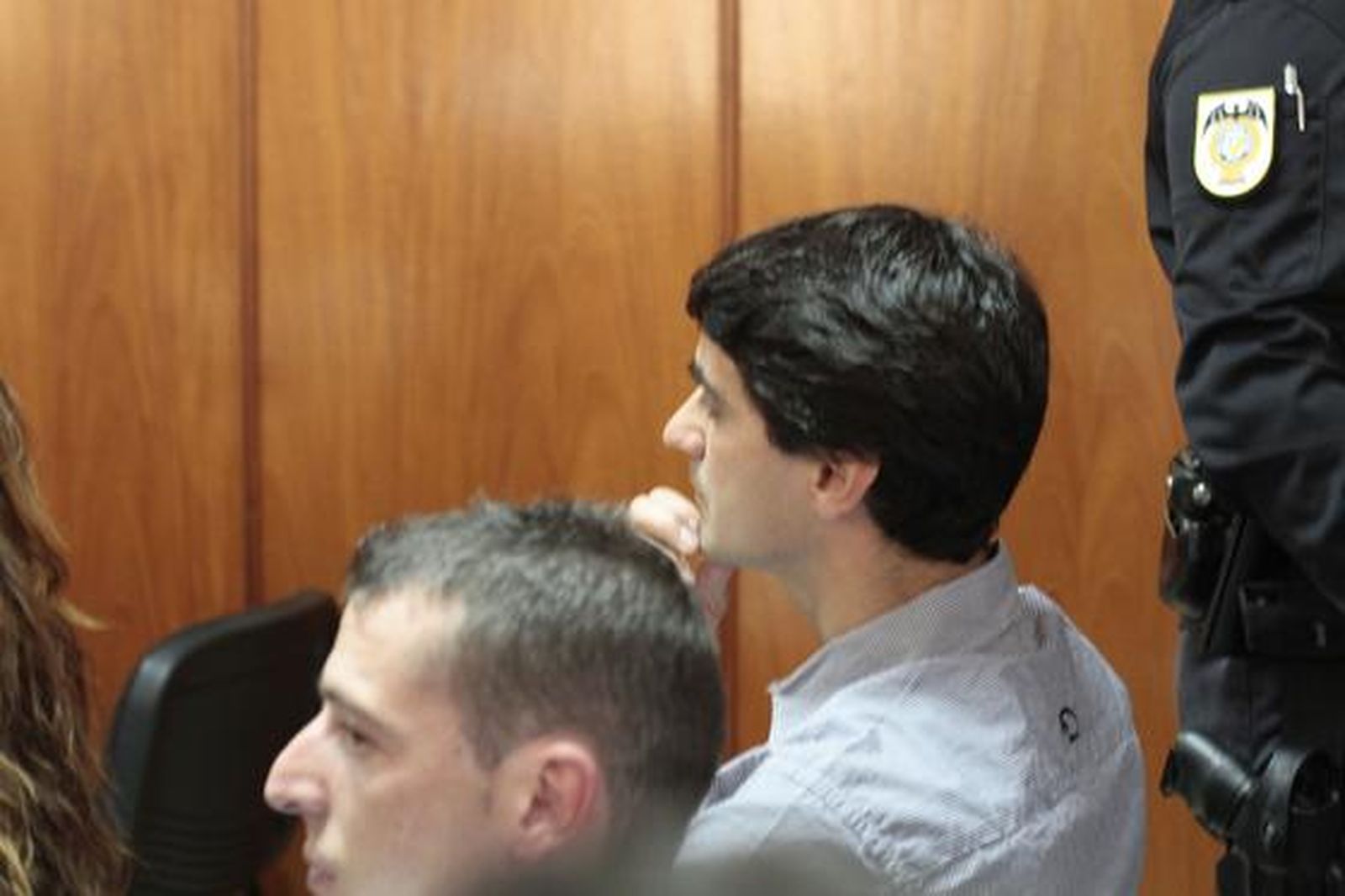 Jesulín de Ubrique, en el interior de la sala de la Audiencia donde se celebra el juicio./Fotos:Joaquín Pino/Lourdes de Vicente

Foto: Joaquin Pino / Lourdes de Vicente