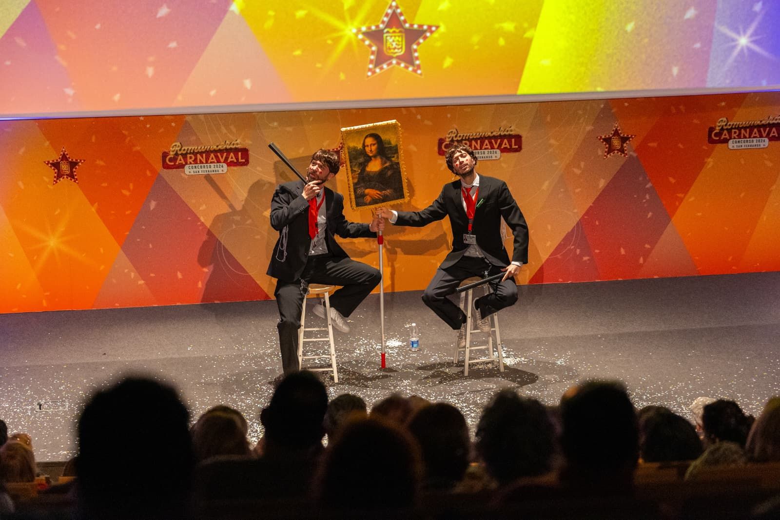 Participantes en el Concurso de Romanceros del Carnaval de San Fernando