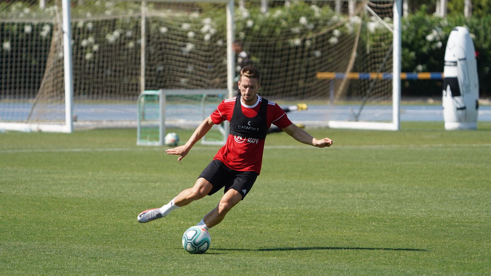 Balliu es baja segura en los indálicos por sanción