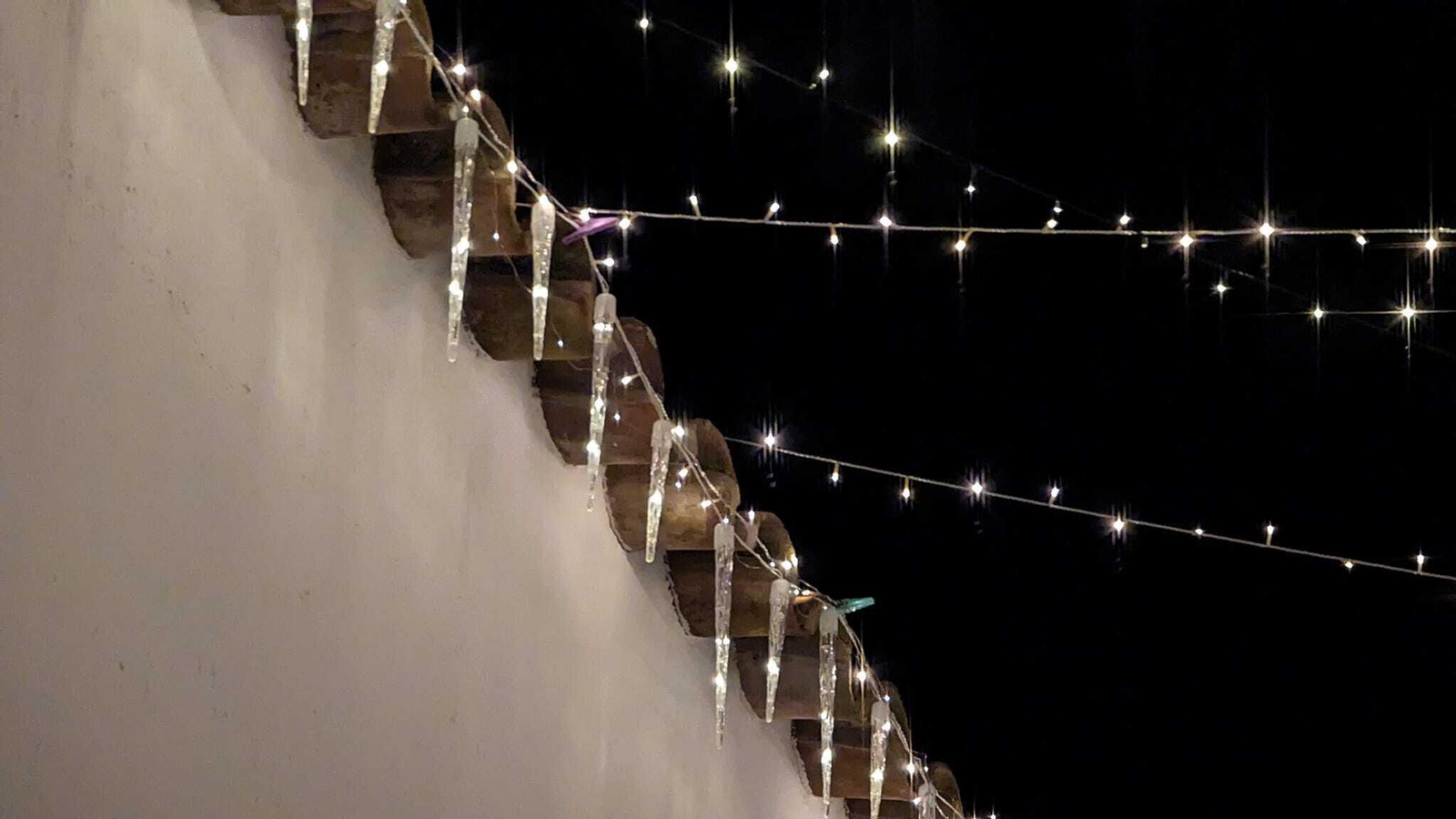 Las bellas fachadas navideñas de Corteconcepción