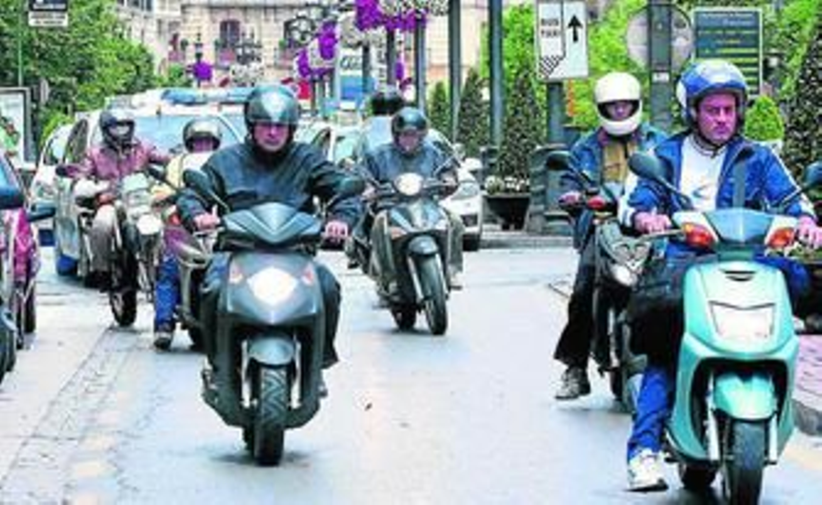 Decenas de ciudadanos pueden estar sancionados sin saberlo, ya que la notificación se encuentra en el BOP, documento que rara vez se consulta.