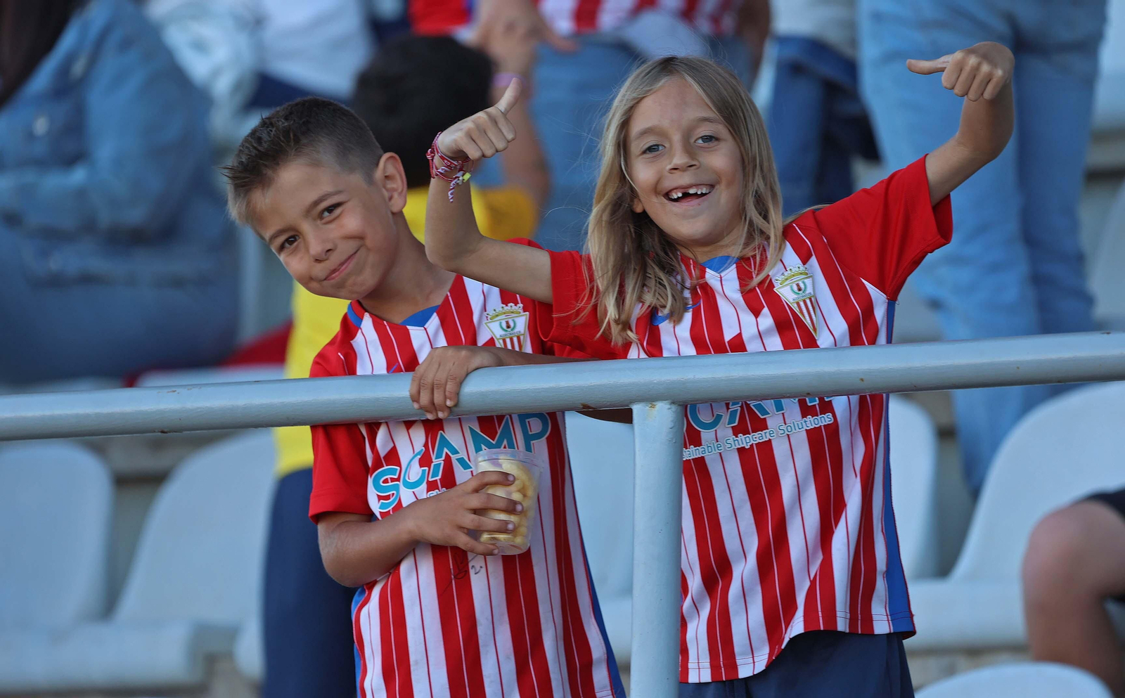 Búscate en el Nuevo Mirador durante el Algeciras - Castellón de Primera RFEF