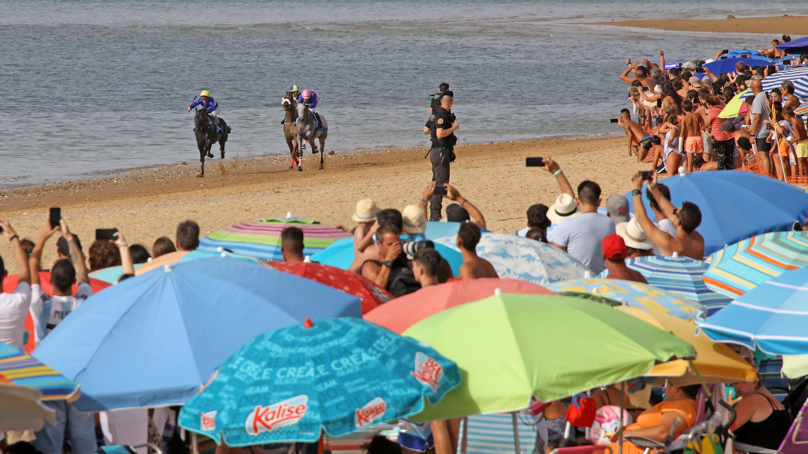 Segunda jornada del primer ciclo de las Carreras de Caballos de Sanlúcar