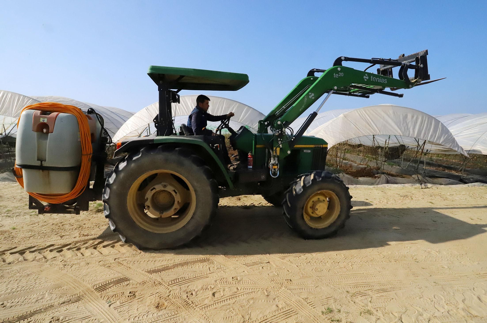 Imágenes de la realidad del trabajo en el campo