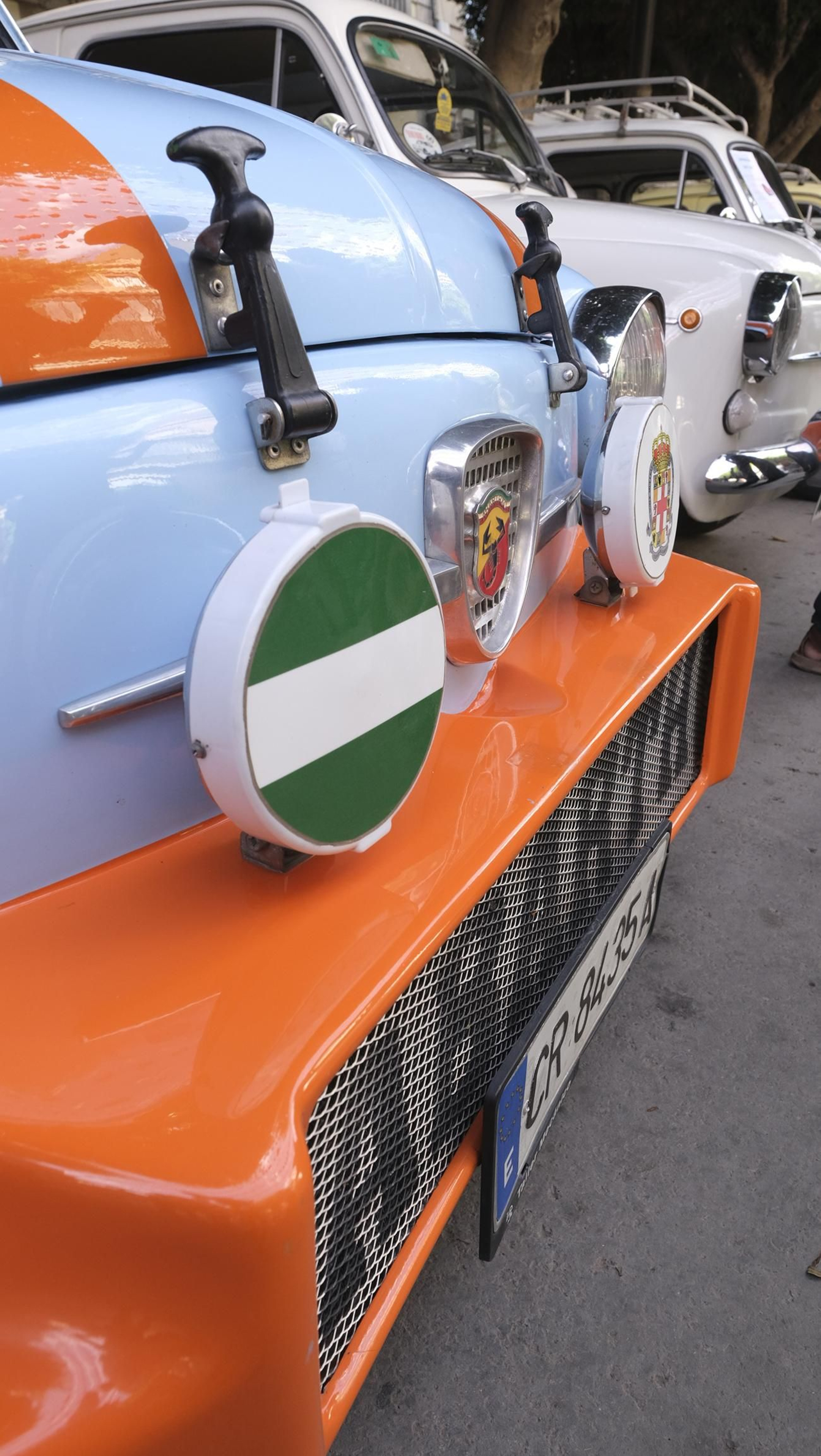 Los Seat 600 y los Mini en la Feria de Almería 2024, en imágenes