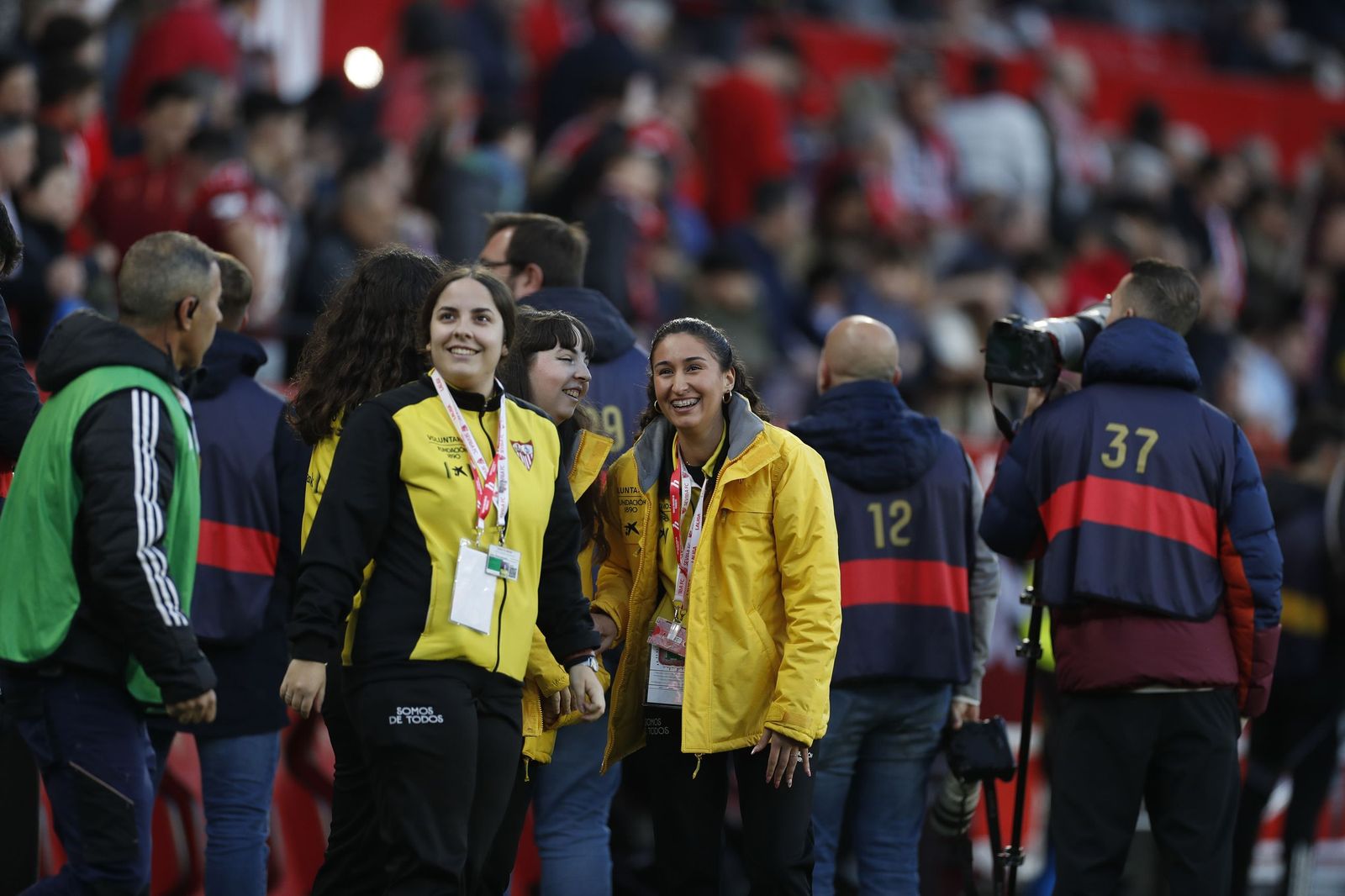 Búscate en las fotos del Sevilla FC - Alavés
