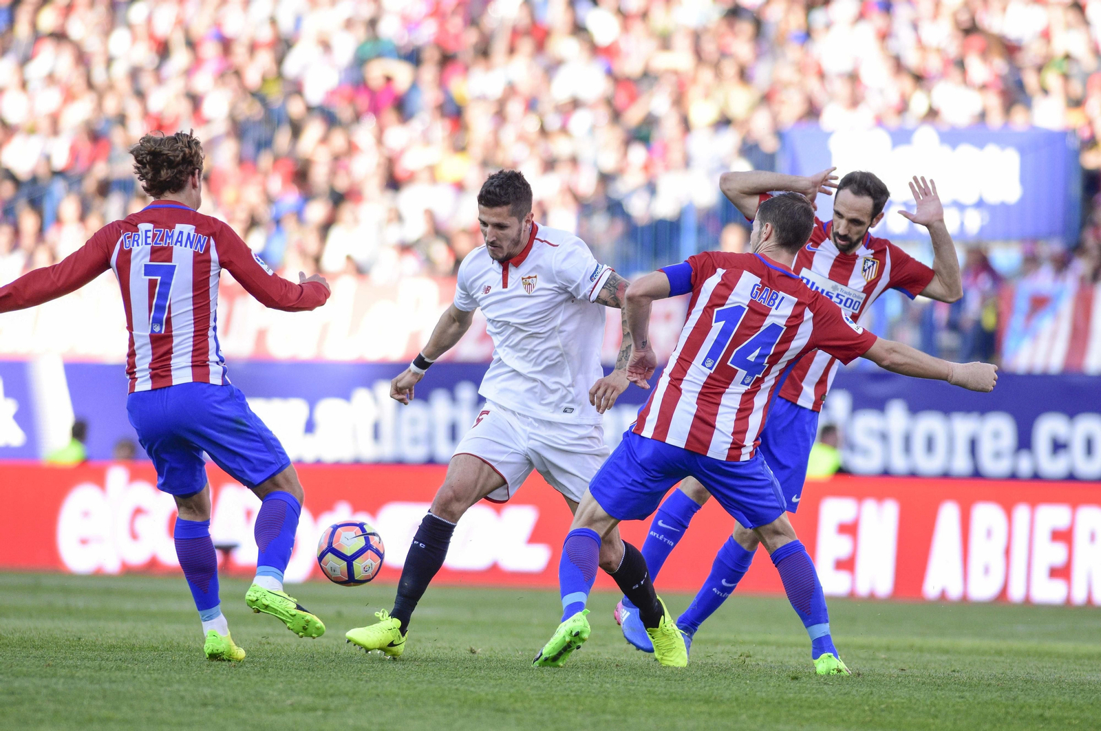 El Atlético de Madrid-Sevilla FC, en imágenes