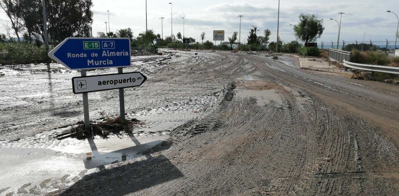 Las imágenes del paso de la gota fría por Almería