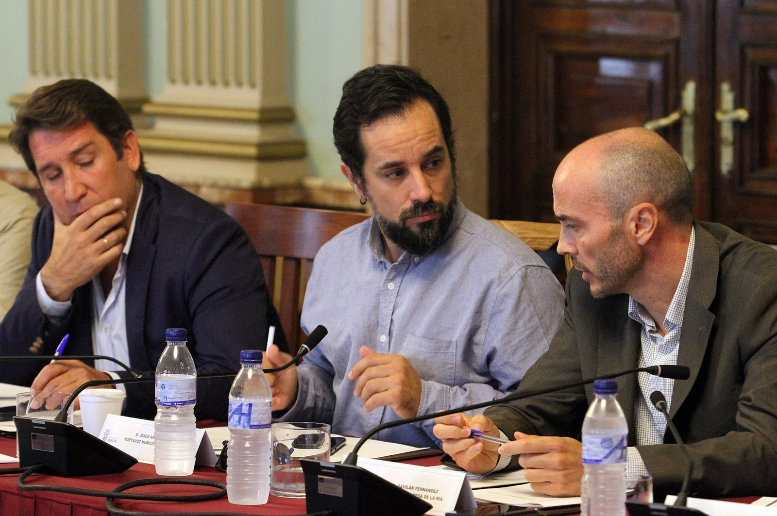 Imágenes de la reunión de la Mesa de Fosfoyesos