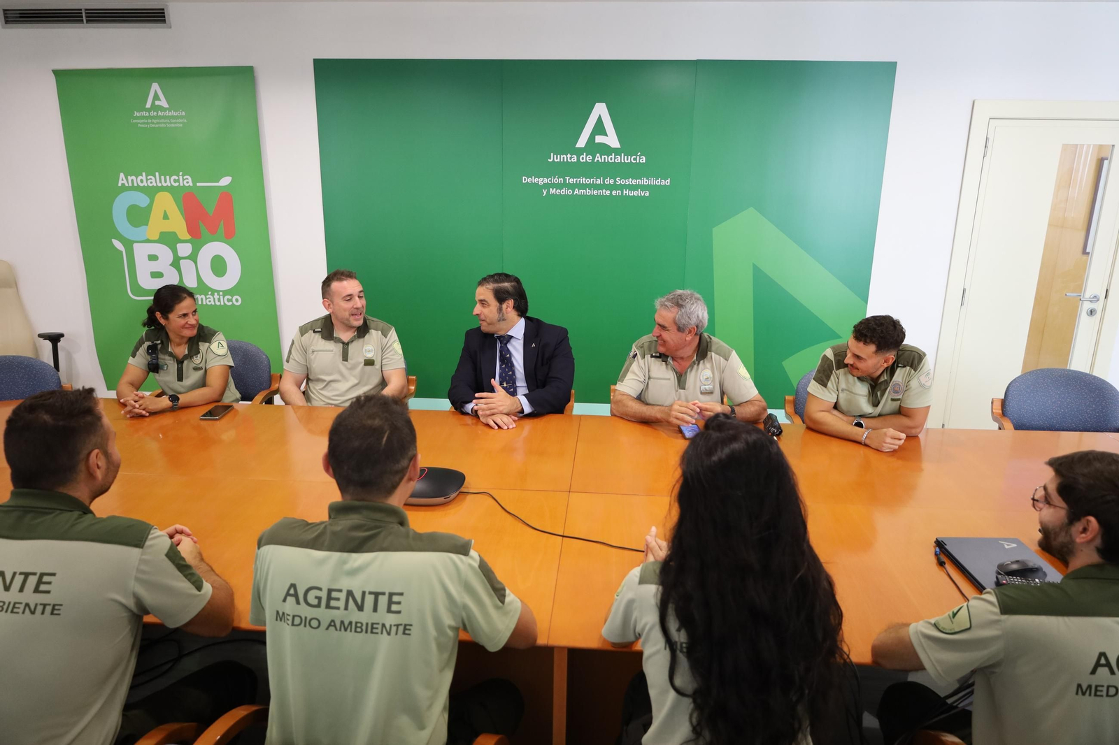 Recepción de los agentes de Medio Ambiente.