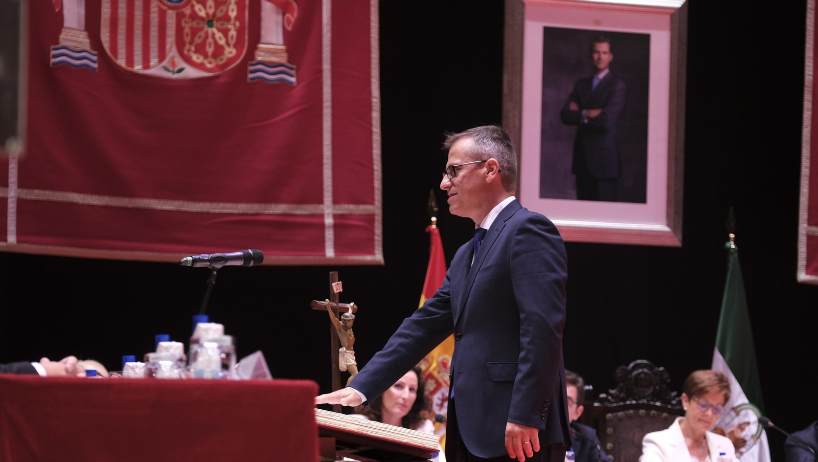 Imágenes de la constitución de la Corporación Municipal de almería, con María Vázquez como Alcaldesa