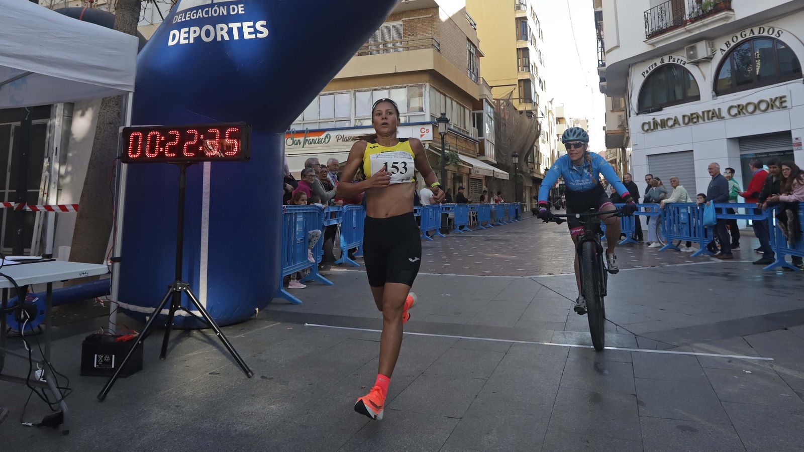 Fotos de la IX Carrera Popular de la Inmaculada en La Línea