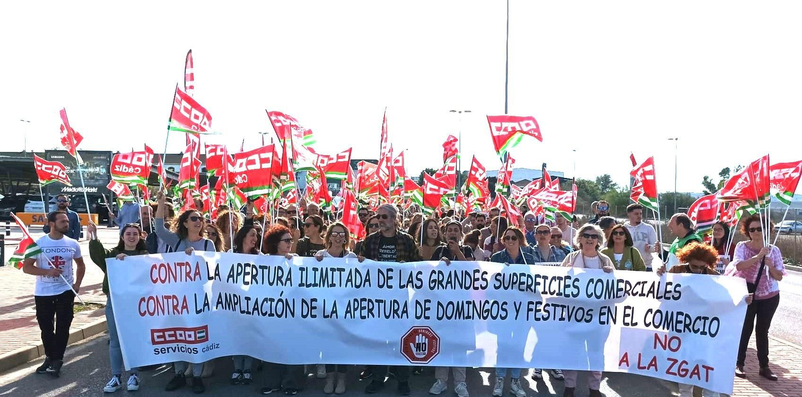 Concentración de CCOO contra la ZGAT de Jerez el pasado mes de mayo.