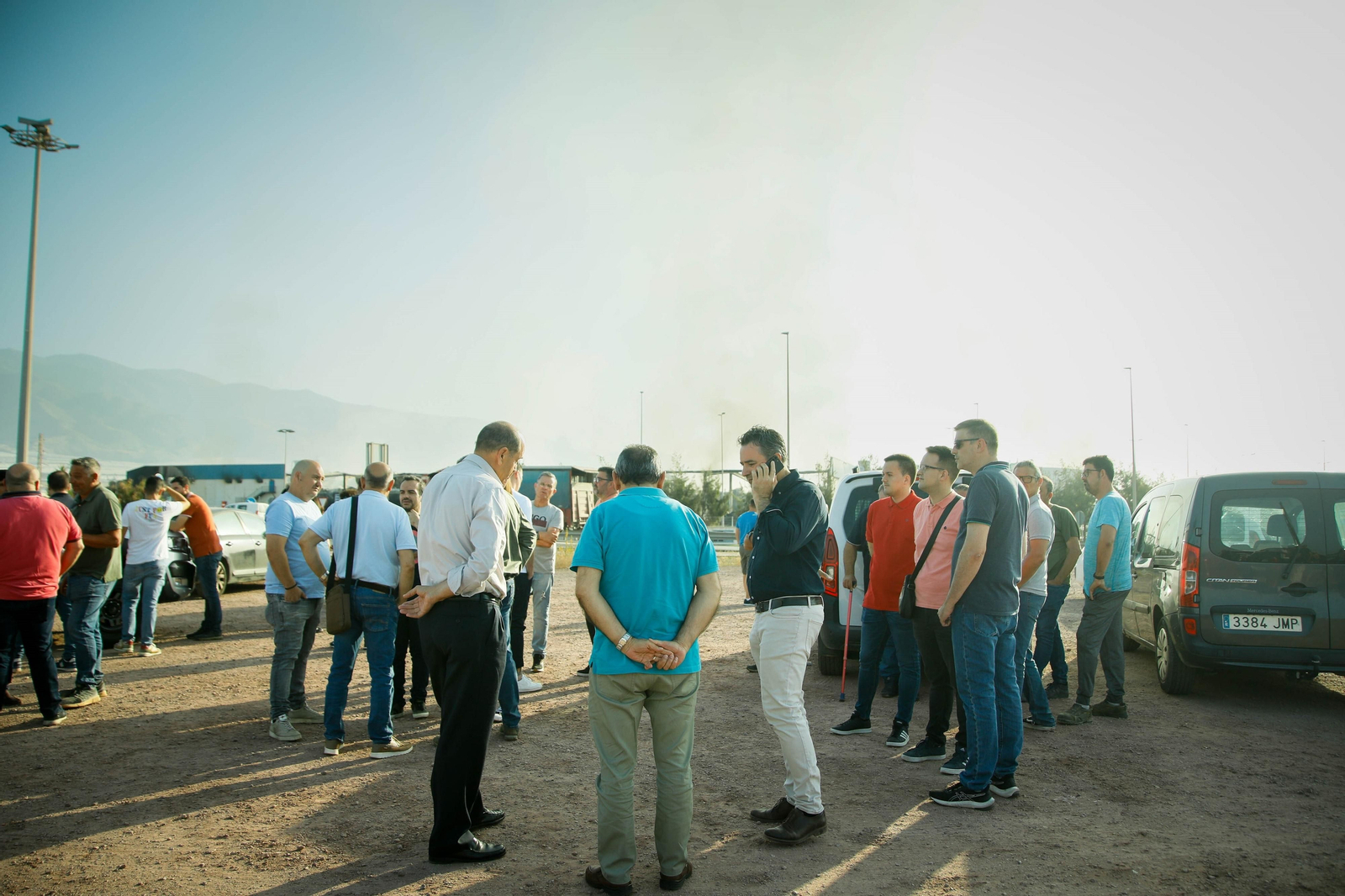 El día después: así ha amanecido la nave calcinada de Mabe Hortofrutícola