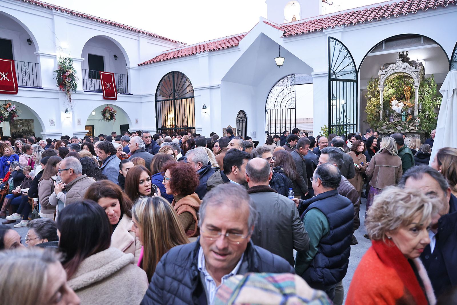 Imágenes de la Zambombaen la Hermandad del Rocío de Huelva