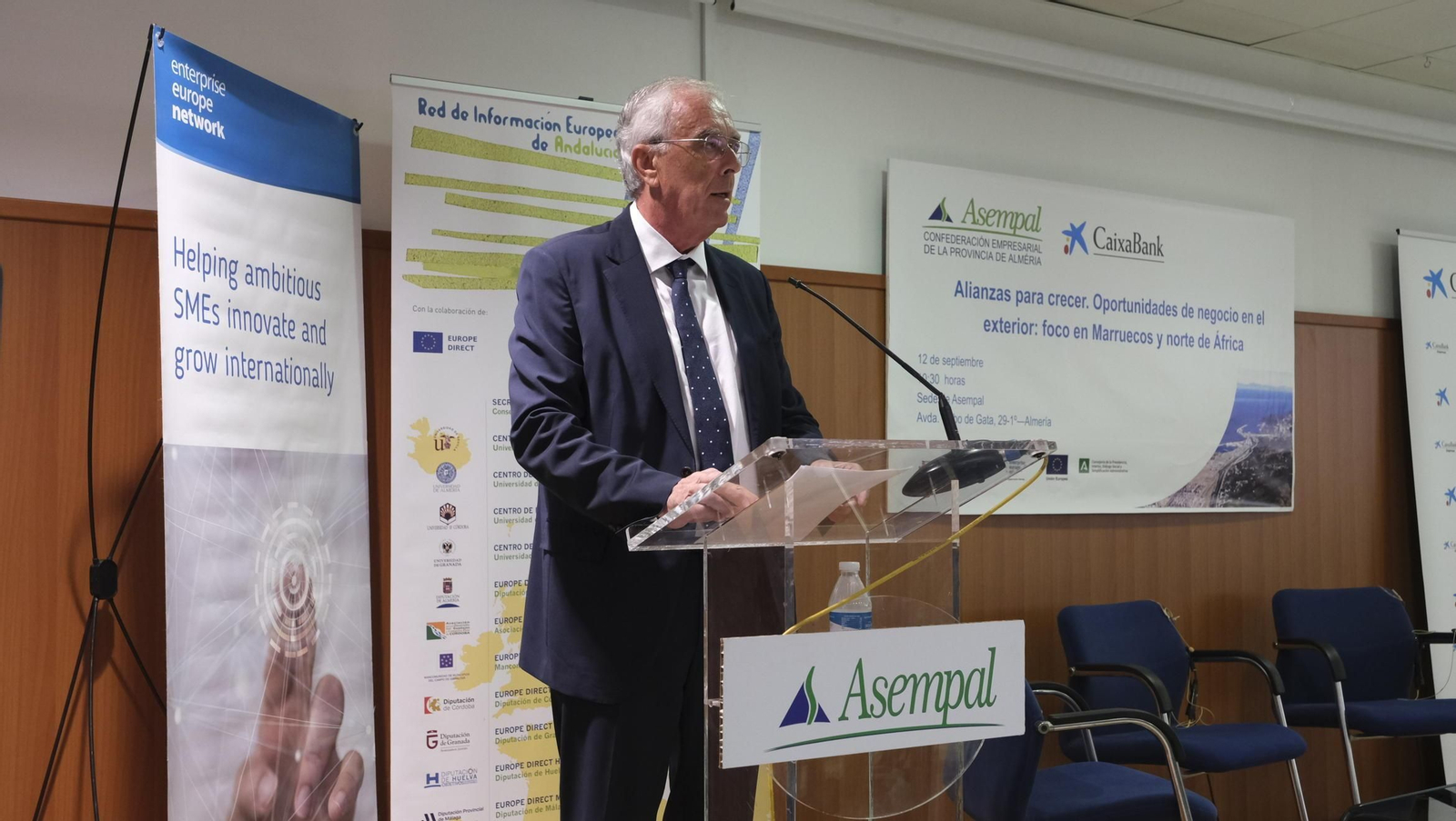 José Cano, presidente de Asempal, en la inauguración de la jornada organizada con CaixaBank sobre las oportunidades de negocio en Marruecos