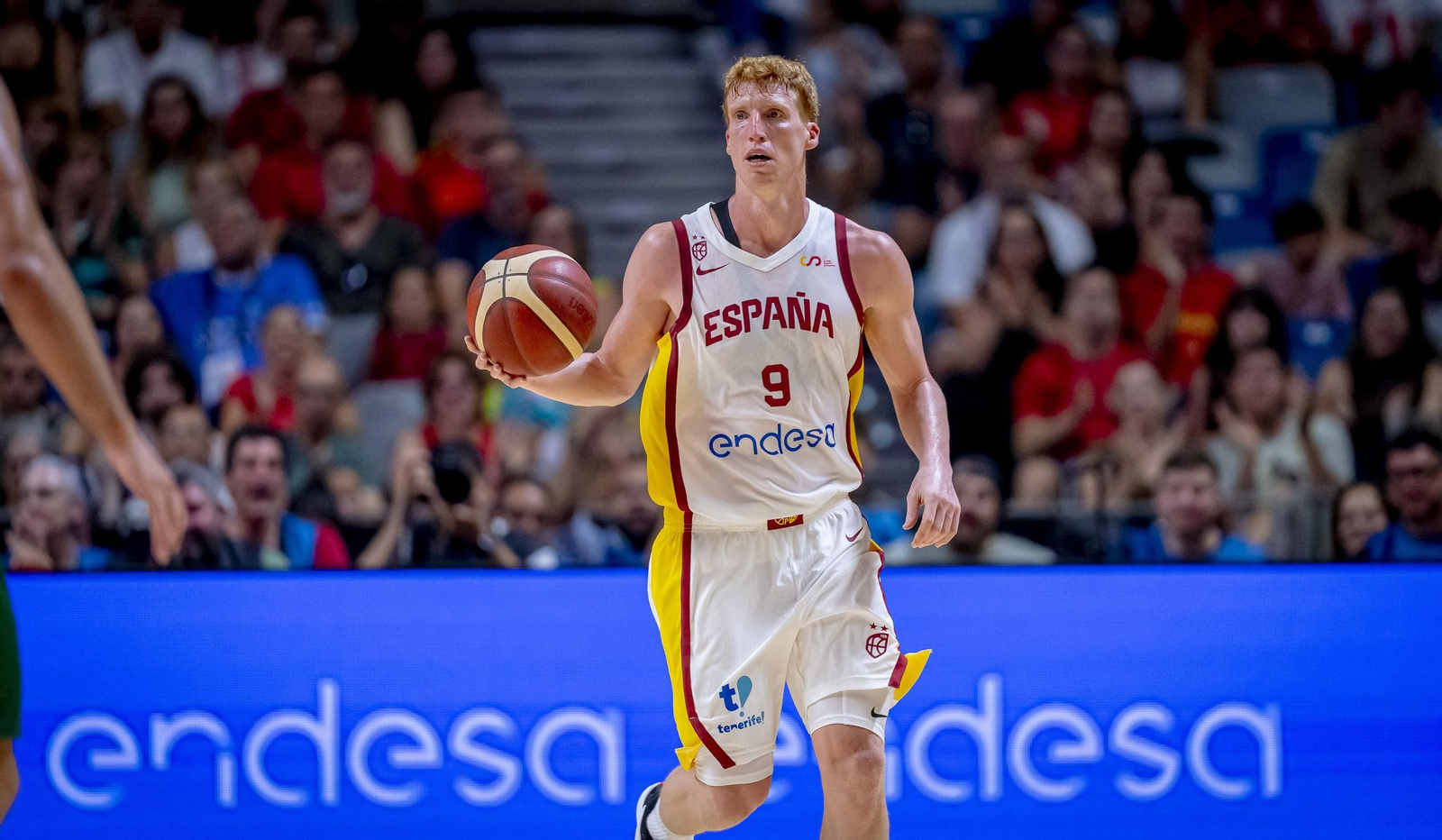 Alberto Díaz, con España.