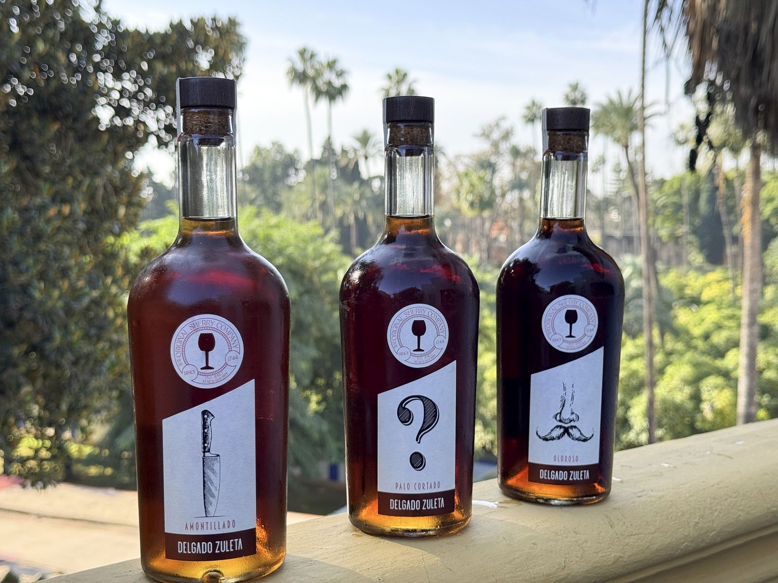 Las tres botellas de jereces que contiene la caja The Original Sherry Company.