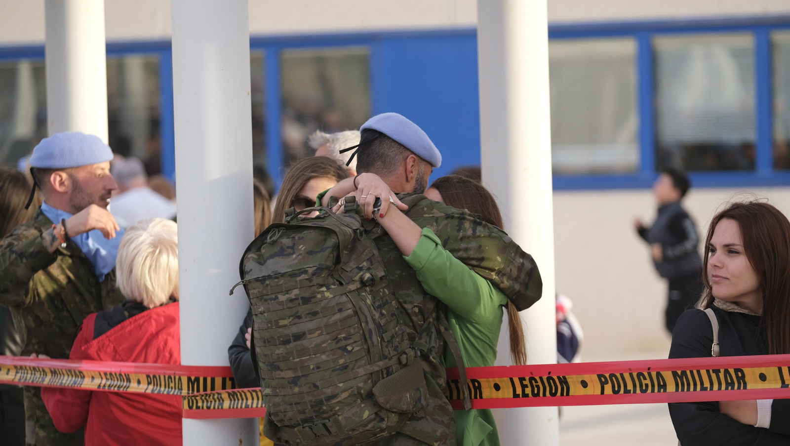 Imágenes de la salida del segundo contingente de La Legión con destino el Líbano