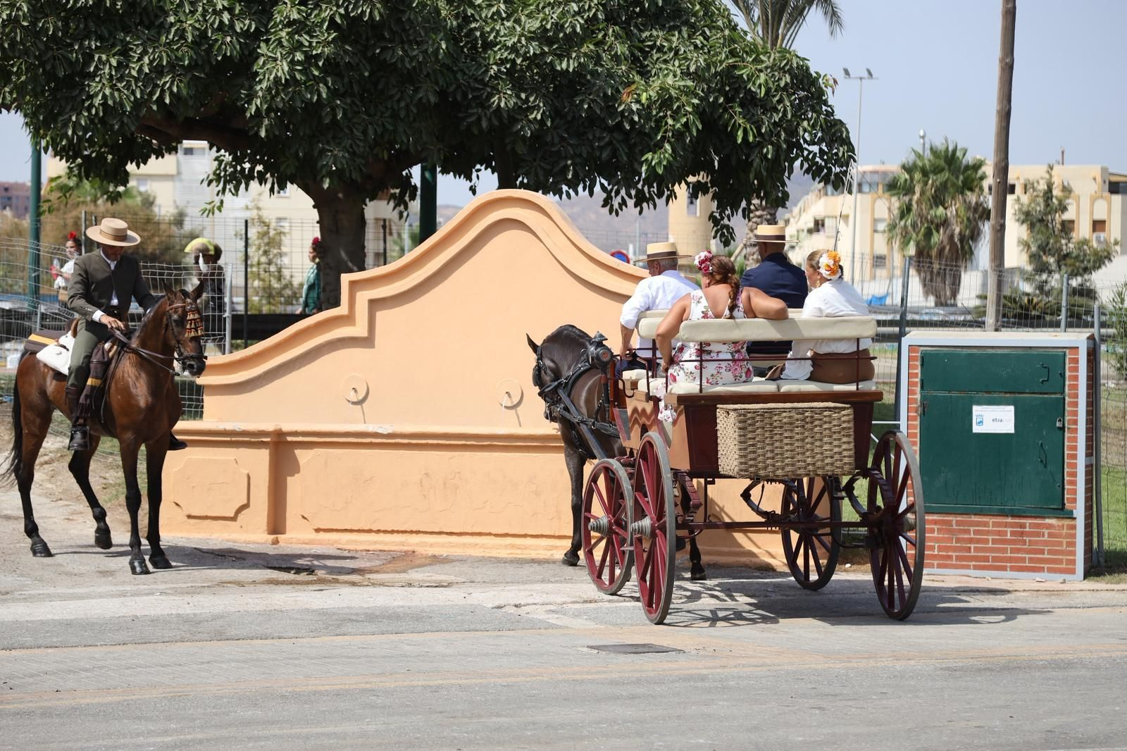 El domingo de Feria en el Real, en imágenes