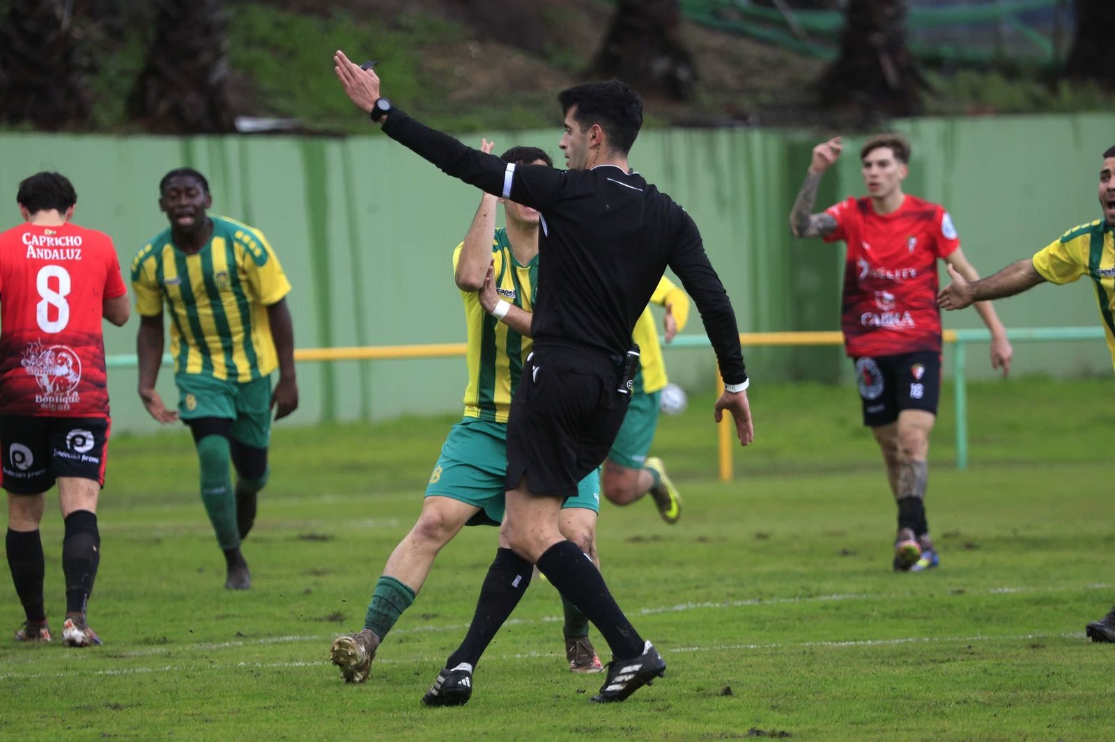 Las fotos de la visita del Egabrense de Rafa Escobar a la Unión Deportiva Los Barrios