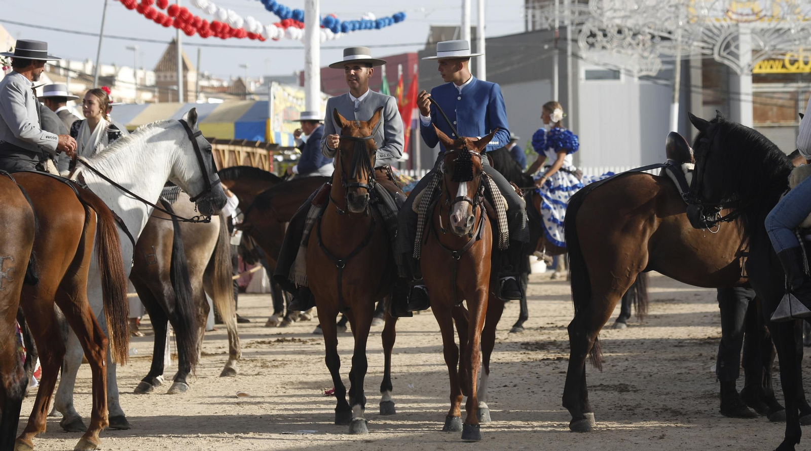 Búscate en las fotos del viernes en la Feria de Tarifa