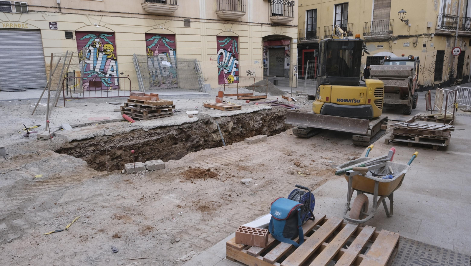 Imágenes de la Plaza Masnou en obras. Almería