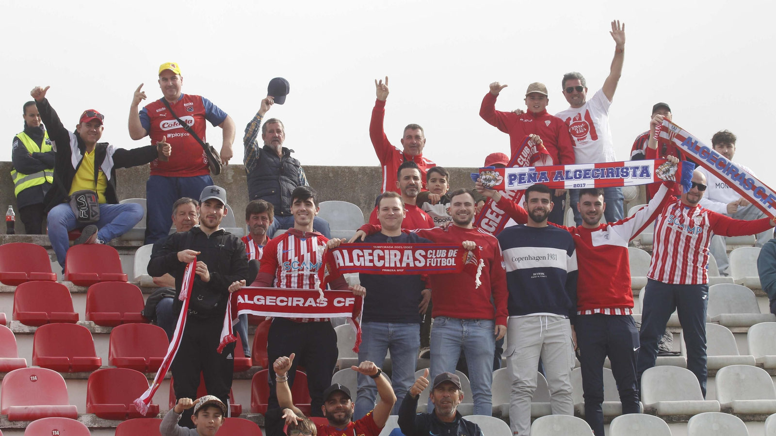 Búscate en el Algeciras CF  - Linares de Primera Federación