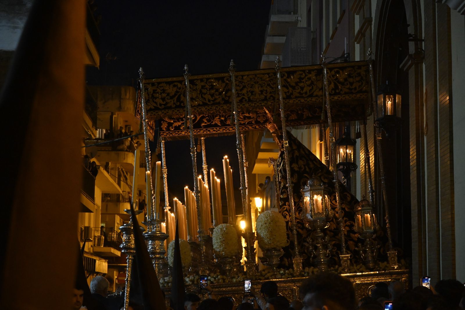 Lunes Santo: Calvario en Huelva, en imágenes