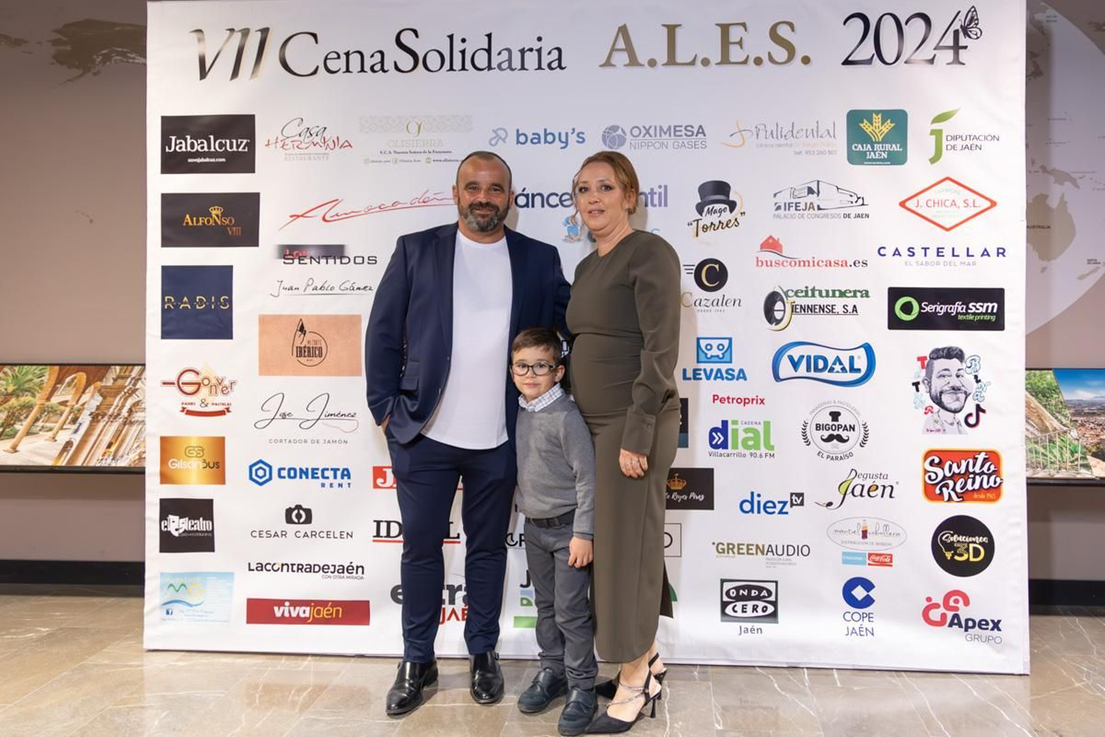 VII cena solidaria de la Asociación para la Lucha contra las Enfermedades de la Sangre (ALES), en imágenes