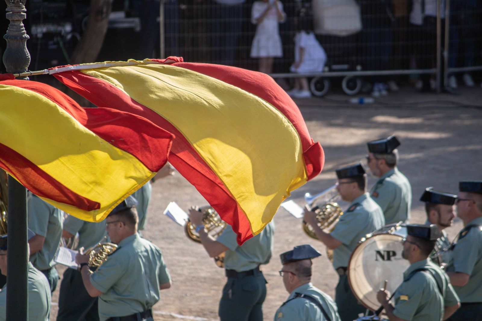 Las bandas de música se lucen antes del Día de las Fuerzas Armadas en Granada