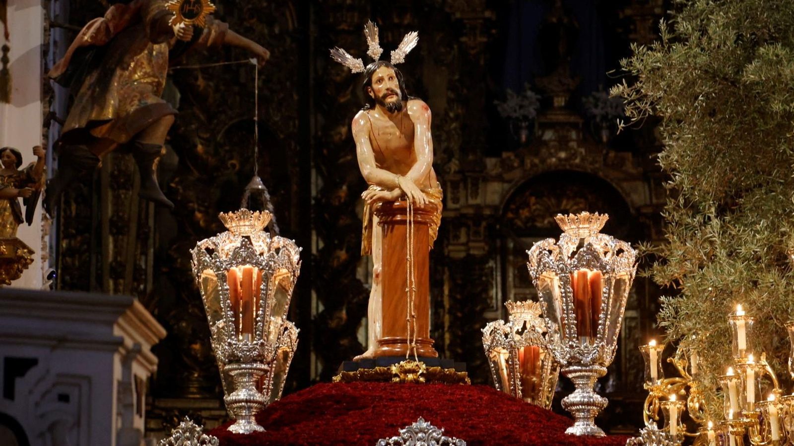 El Señor Amarrado a la Columna, en su paso procesional.