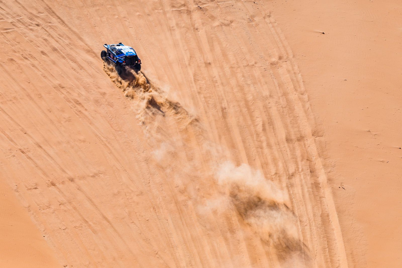 Las mejores fotos del Dakar por las dunas
