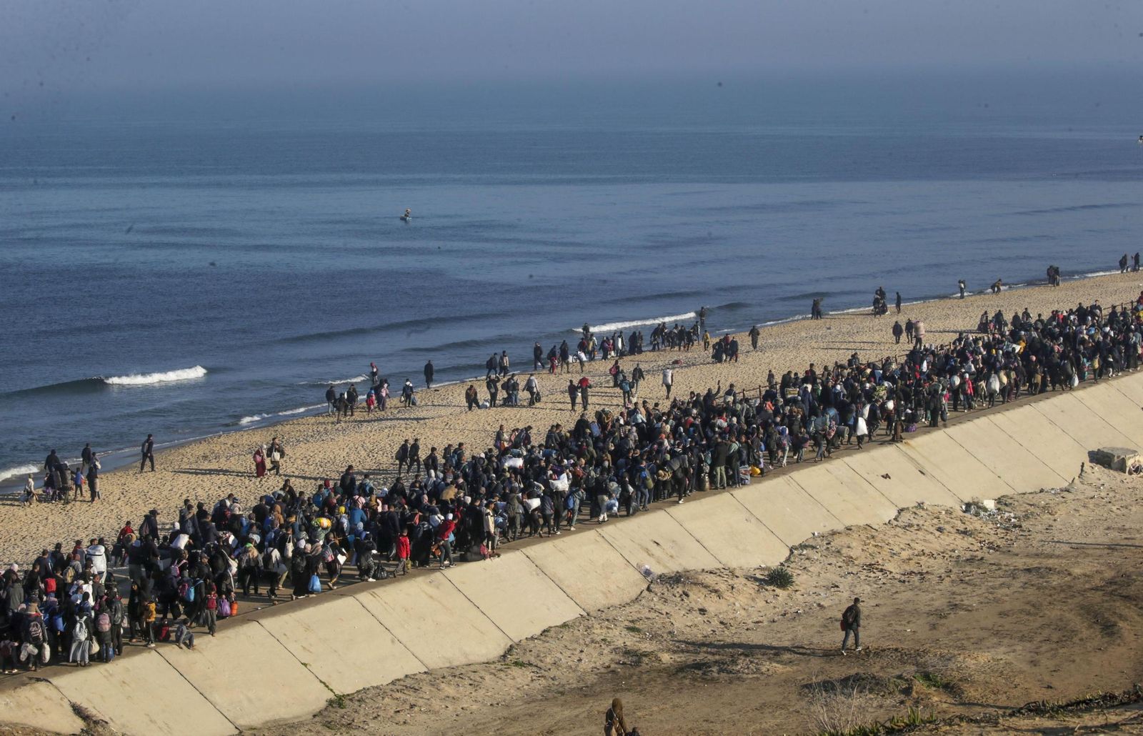 El retorno masivo de palestinos al norte de la Franja de Gaza
