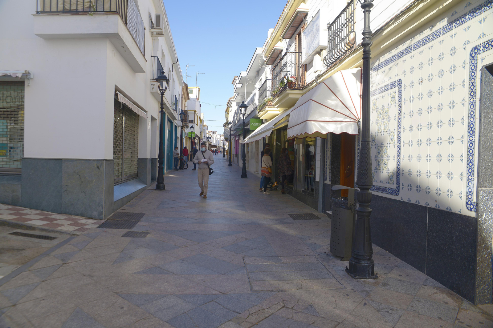 Fotos de ambiente en las calles y plazas de Los Barrios