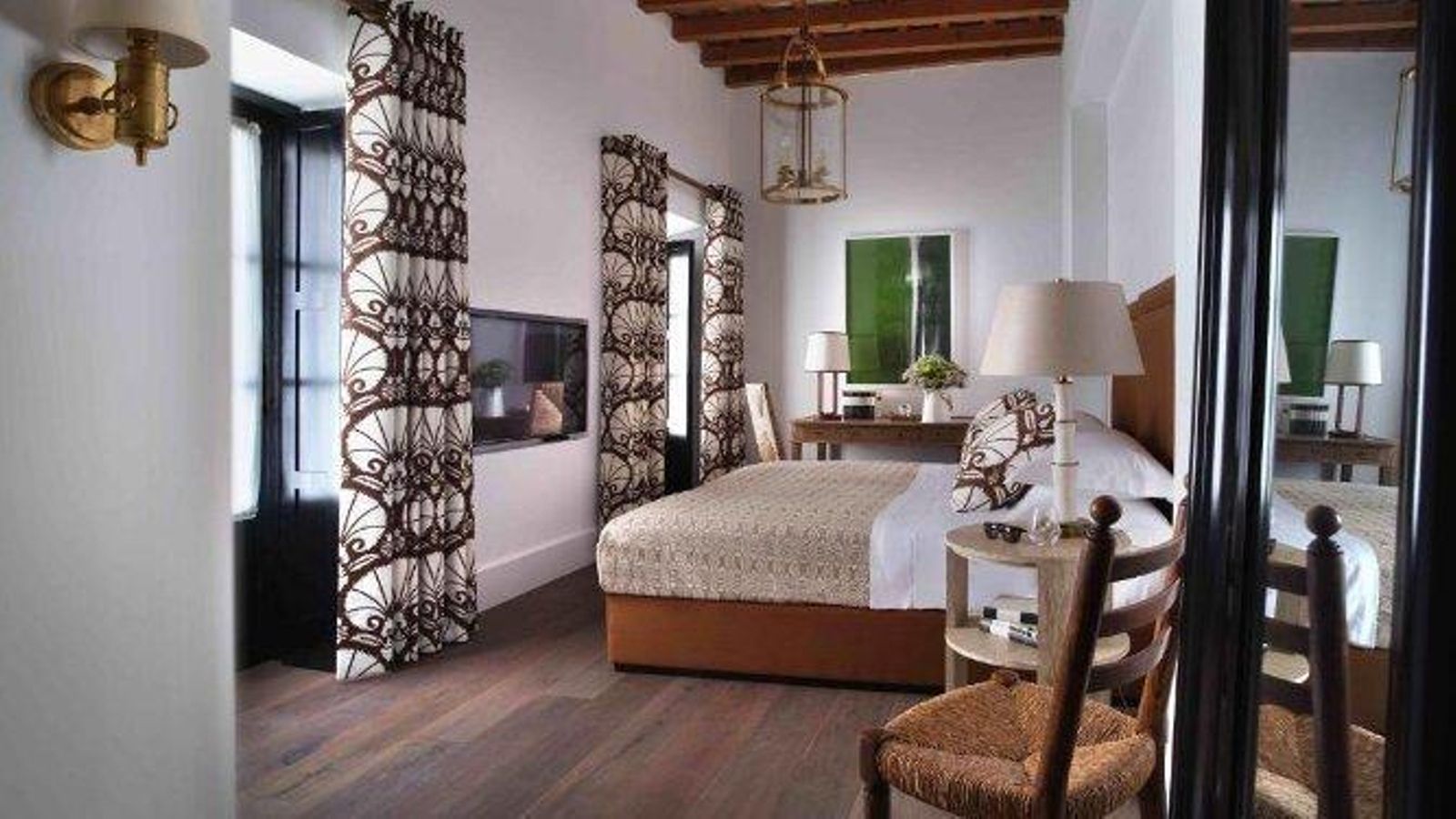 Interior de una de las habitación del Plaza, 18.