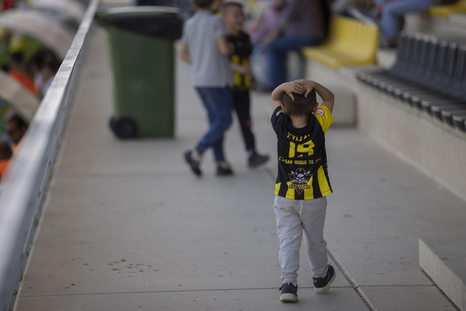 Imágenes del partido entre el San Roque de Lepe y el Atlético Sanluqueño
