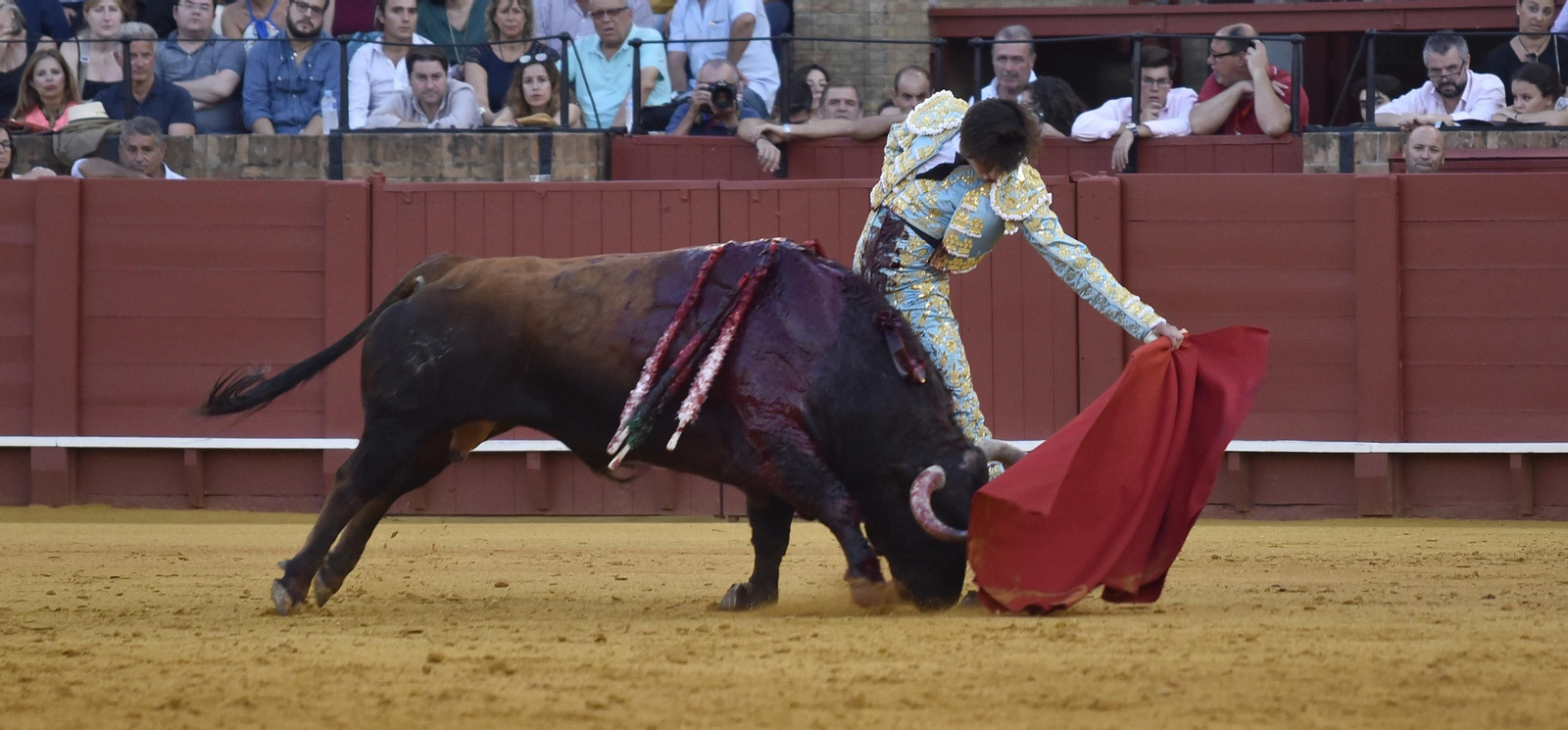 La segunda corrida de la Feria de San Miguel, en imágenes