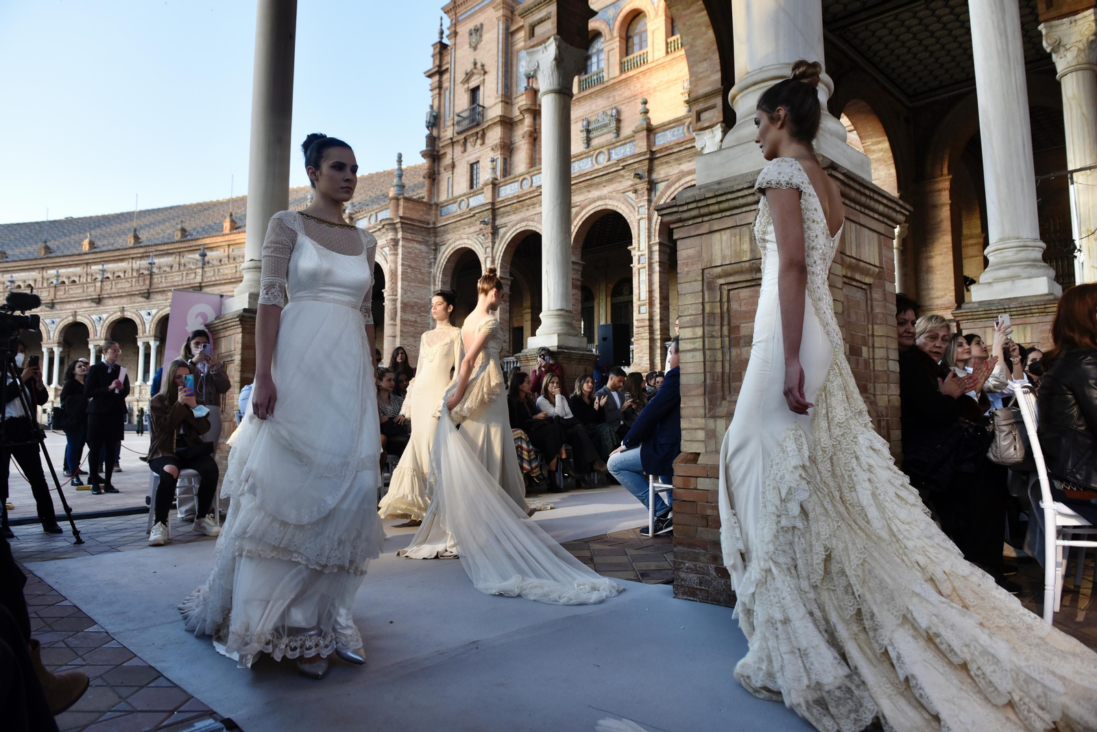 El desfile de Aurora Gaviño en la pasarela de novia e invitada SIQ 2022, todas las fotos