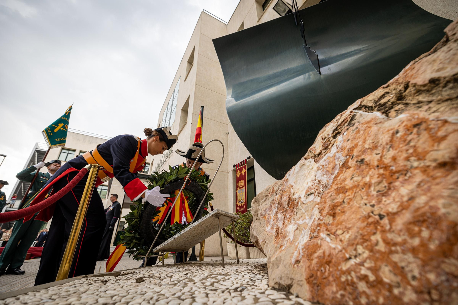 Imágenes de los actos de la Guardia Civil en Cádiz por la festividad de la Virgen del Pilar