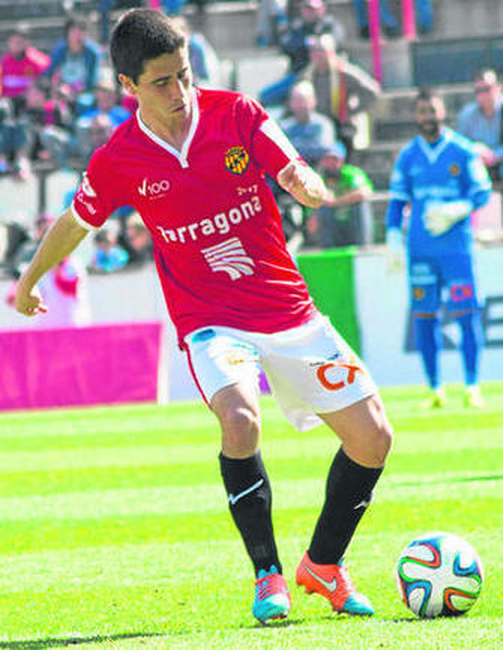 Cristóbal durante un encuentro con el Nástic de Tarragona.